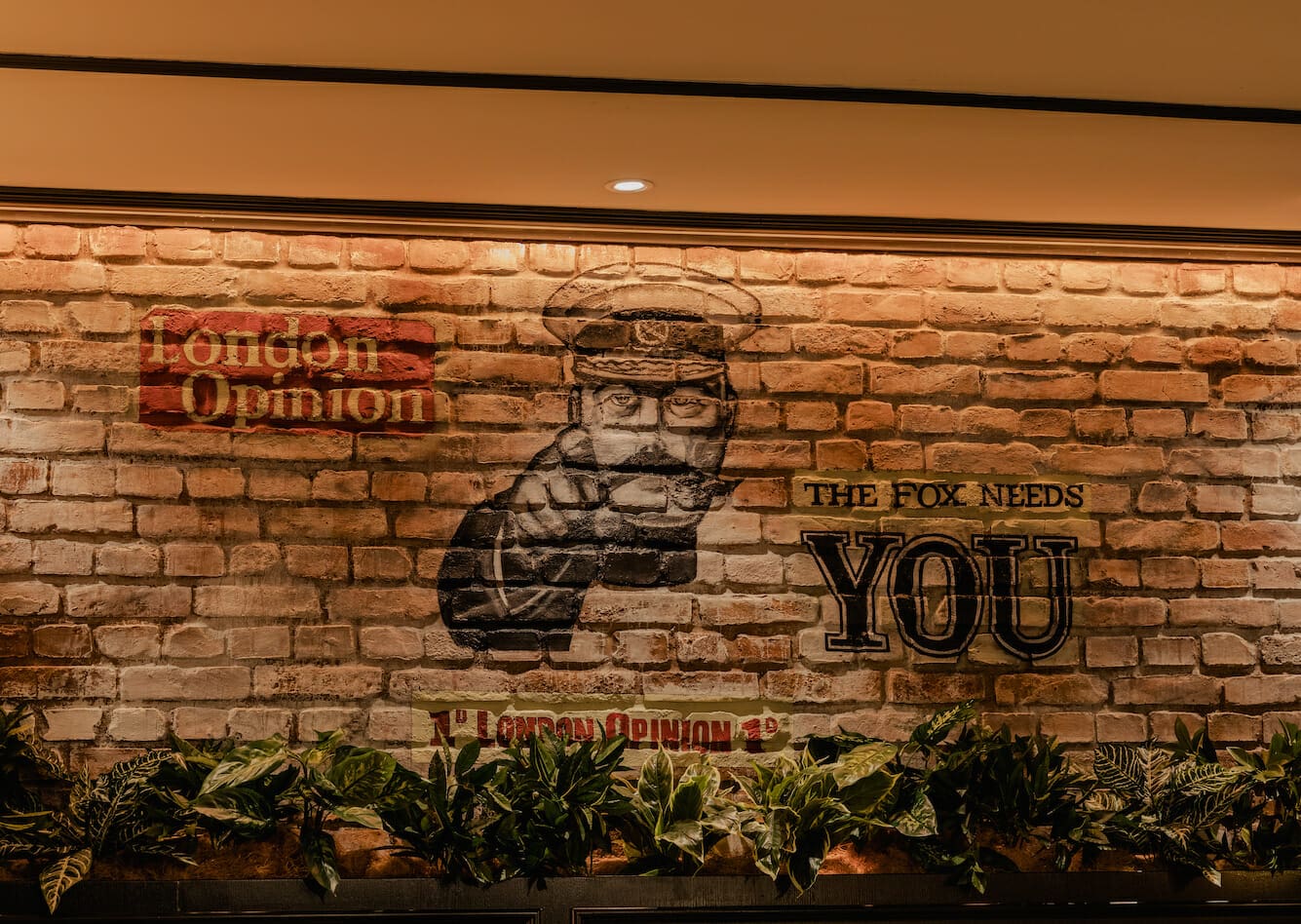 London themed wall design for The Fox
